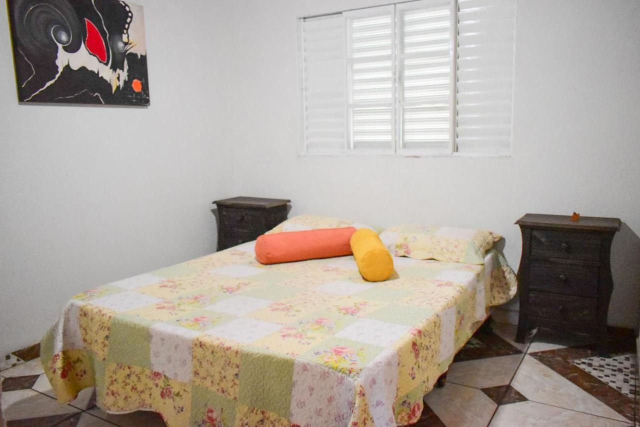 Casa Temporada Em Olimpia To Nem Ai Villa Eksteriør bilde